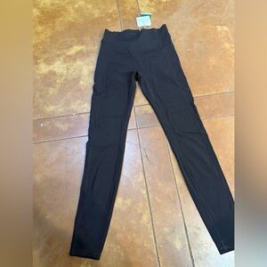 Black Halara High-Waisted booty lifting Leggings